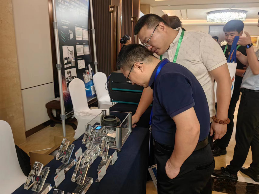 OD电竞微电应邀出席第十七届中国半导体分立器件年会